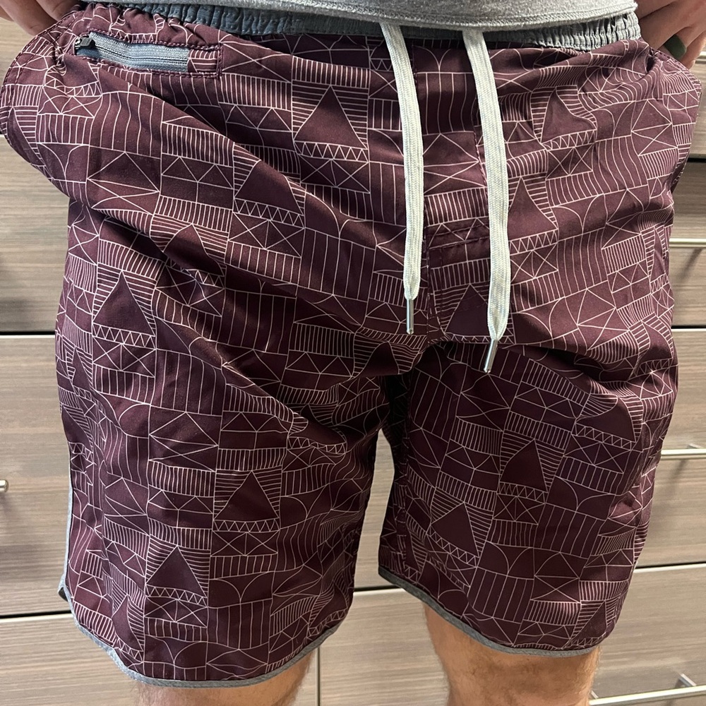 Vuori Men's Athletic Shorts in Burgundy and White